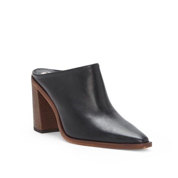 SHOES - Picture 5 of 16